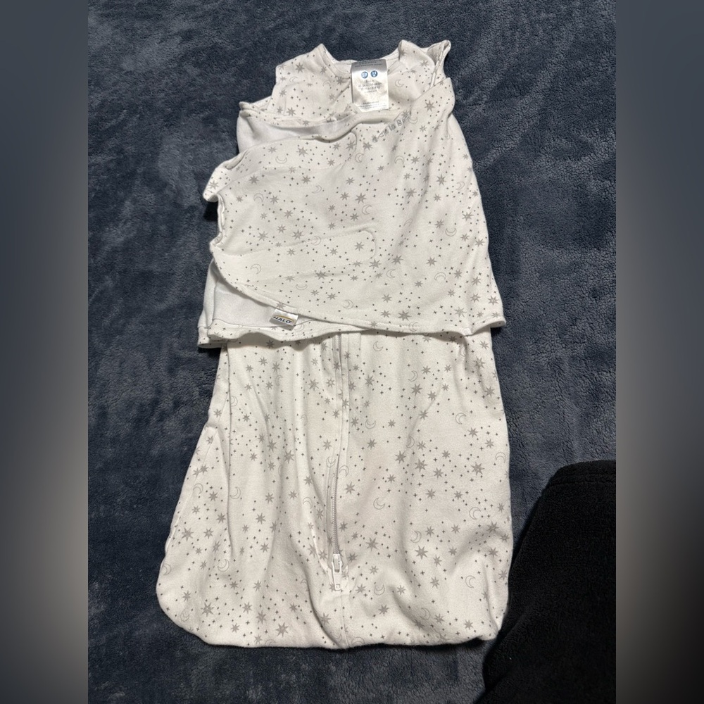 Halo White Sleep Sack with Star and Moon Design